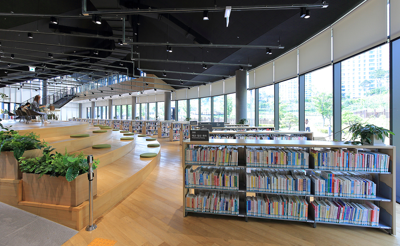 교보문고 북 큐레이션 & 초등 통학버스<small>(계획) </small>